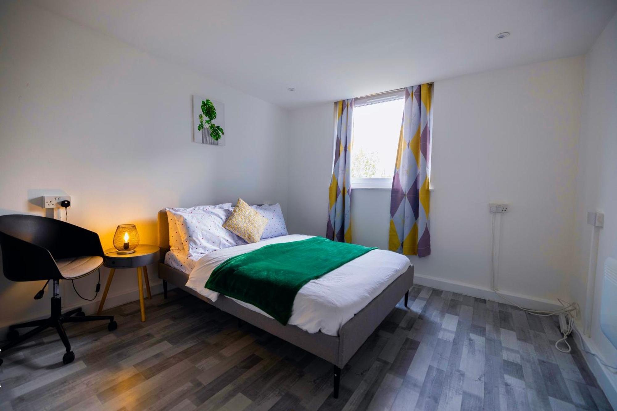 2 Bedrooms -Parking-Very Spacious-Wifi Londres Exterior foto